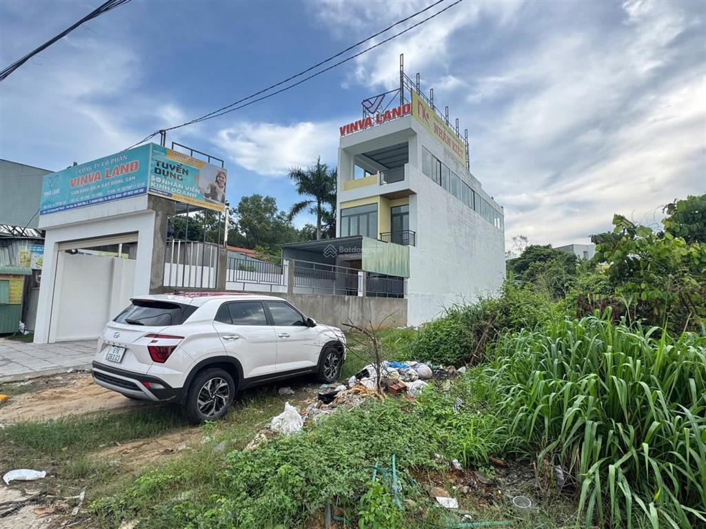 Mặt tiền mỹ phước tân vạn sát lô góc đối diện bệnh viện lớn nhất bình dương 12tỷ5 tl nhẹ mt kd