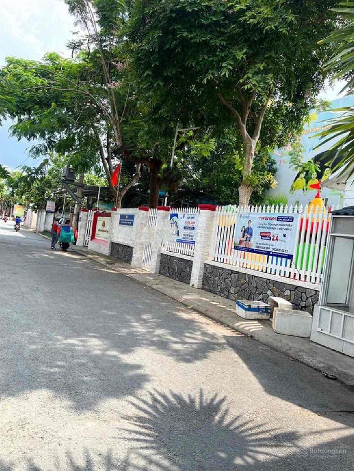 9,5 tỷ hiếm có 102 đất phú lợi  dt 10 x 25m đường nhựa 6m thông ngang 10 m x 25m 250 m²