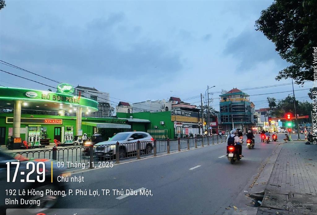 12ty9 nhà 1 trệt 1 lầu mặt tiền đường lê hồng phong  vị trí đắc địa ngay ngã 4 đường lê hồng phong