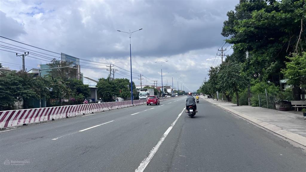 Siêu phẩm mặt tiền quốc lộ 13 giá đầu tư hiếm có! nhanh mới còn chủ giảm sốc từ 26 tỷ