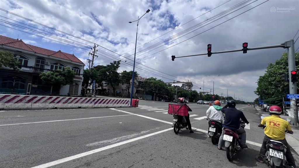 Mặt tiền d1 giảm 18 tỷ còn 12tỷ9 nhanh tay. không thể tin được d1 phú hòa 1 giá siêu rẻ