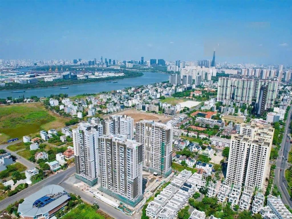 Bán căn 1pn+1, diện tích 48,2m2, giá 5,2 tỷ (gồm vat) view hồ bơi, tầng trung