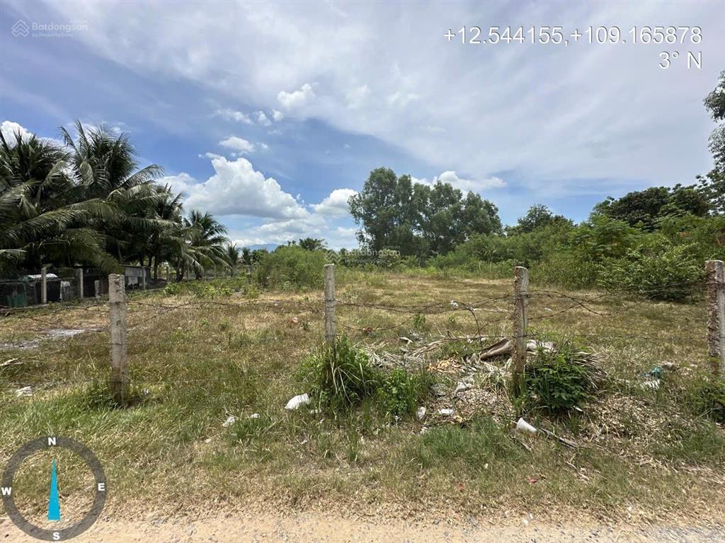 Tôi chính chủ cần bán gấp lô đất ninh thọ có 2600m2 full thổ cư