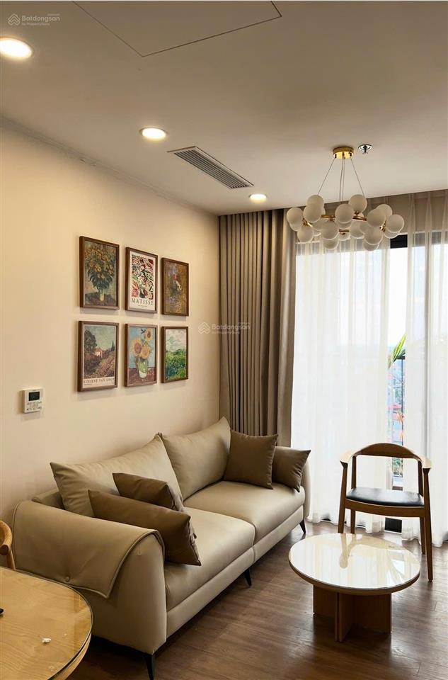 Cho thuê căn 3 ngủ toà sp sky oasis tầng 9 chính chủ (toà cao cấp phân khu) full nội thất