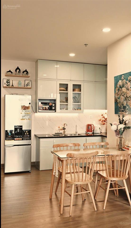 Cho thuê căn 3 ngủ toà sp sky oasis tầng 9 chính chủ (toà cao cấp phân khu) full nội thất