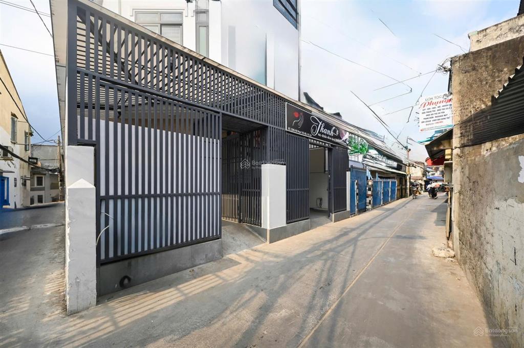 Bán căn góc 2 mặt tiền. nhà chdv đường tạ quang bửu, p6, q8