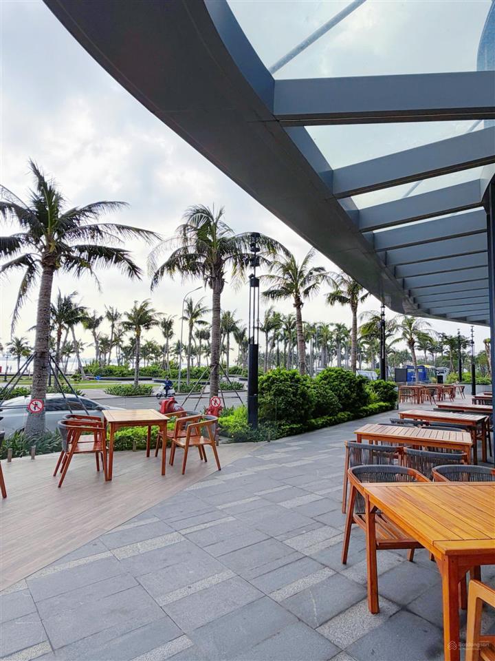 Bán căn hộ view biển trực diện alacarte hạ long, sổ đỏ lâu dài giá tốt chỉ 3,6 tỷ sinh lời cao
