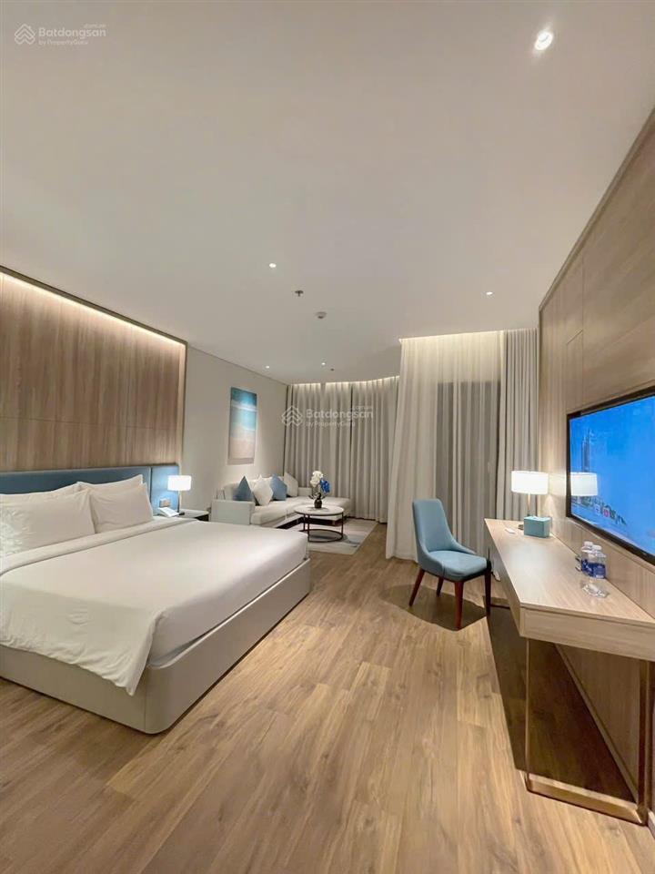 Bán căn hộ view biển trực diện alacarte hạ long, sổ đỏ lâu dài giá tốt chỉ 3,6 tỷ sinh lời cao