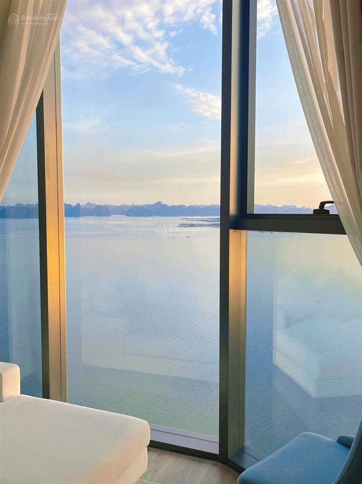 Bán căn hộ view biển trực diện alacarte hạ long, sổ đỏ lâu dài giá tốt chỉ 3,6 tỷ sinh lời cao