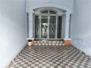 Cho thuê nhà nguyên căn mặt tiền đường 79, phước long b, quận 9