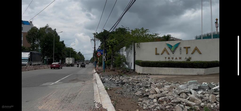 Chủ ngộp vay ngân hàng bán gấp 1200m2 đất mặt tiền thuận giao 33 phía sau chung cư lavita thuận an