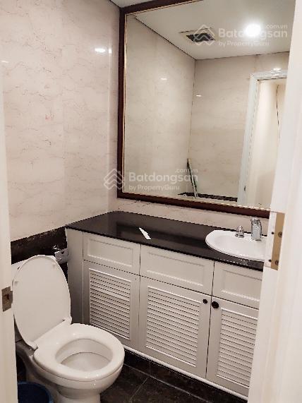 Ban quản lý tòa nhà cho thuê căn hộ 1 ngủ, vincom center bà triệu