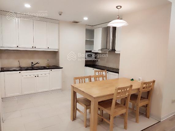 Ban quản lý tòa nhà cho thuê căn hộ 1 ngủ, vincom center bà triệu