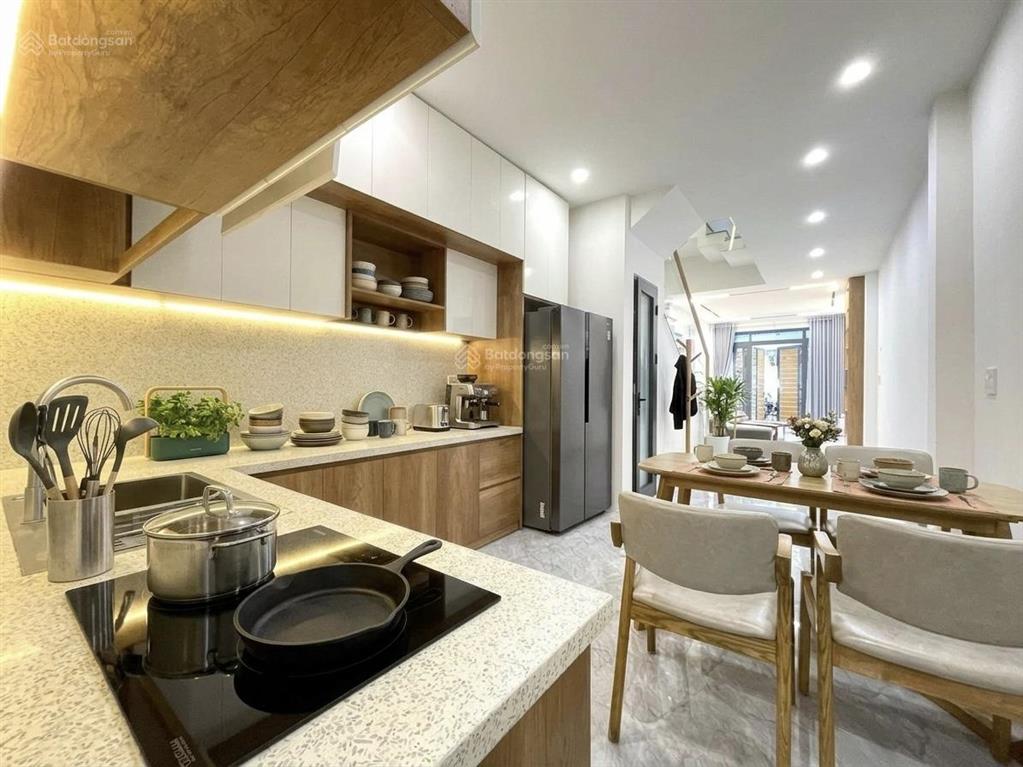 Bán nhà sau mặt tiền thanh khê chỉ hơn 4 tỉ 3 tâng 3 mê
