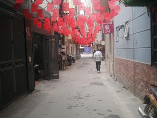 Nhà mặt ngõ oto tôn đức thắng  hàng bột  hà nội !