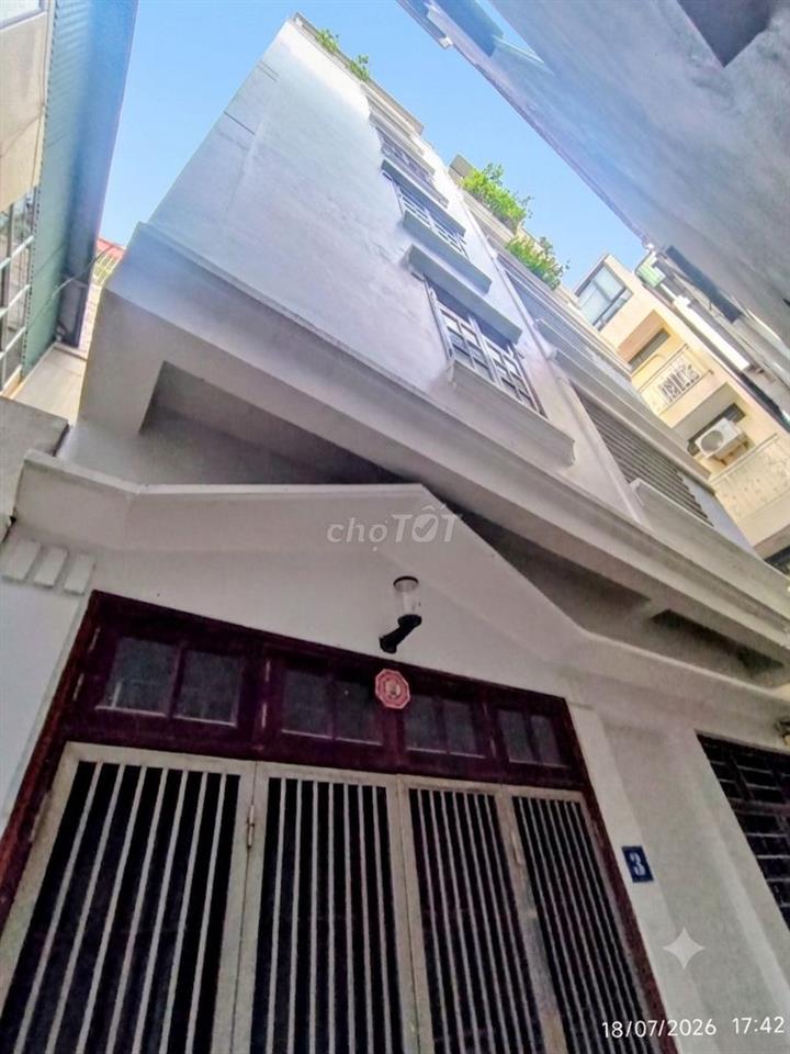 Cần bán nhà 5 tầng, chính chủ,dân xây kiên cố, lô góc,