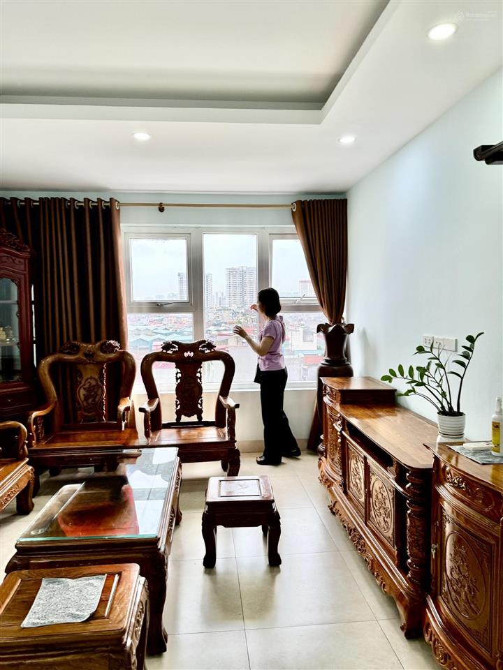 Bán rẻ căn hộ chung cư 80 m2, 2pn, 2vs