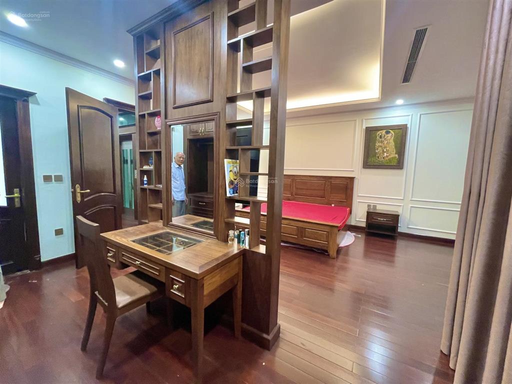 Bán nhà biệt thự song lập 185m2 khu hồ điều hòa 12 ha vinhomes the harmony, hoàn thiện có thang máy