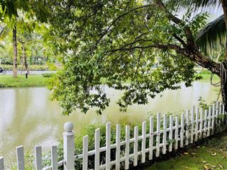 Bán biệt thự đơn lập 366.8 m2 vinhomes riverside, view sông ngã ba lớn nội khu 5pn, 5wc, có bể hơi