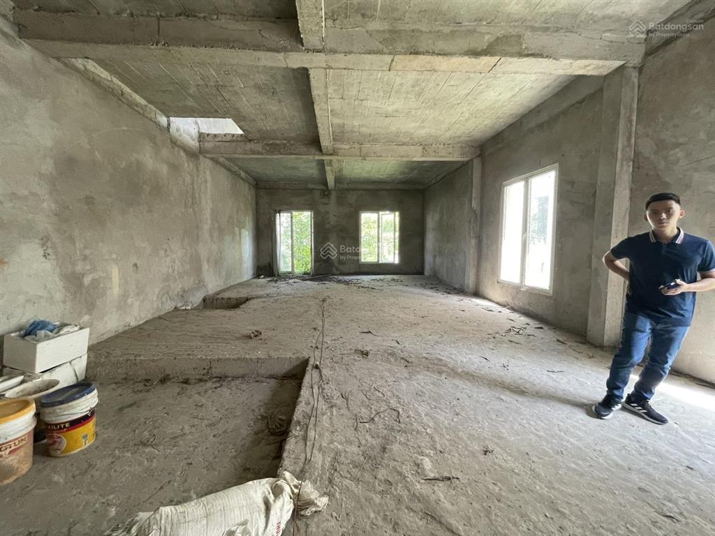 Bán biệt thự 500m2 tại vinhomes riverside, view sông nội khu, giá thỏa thuận, hướng đông nam