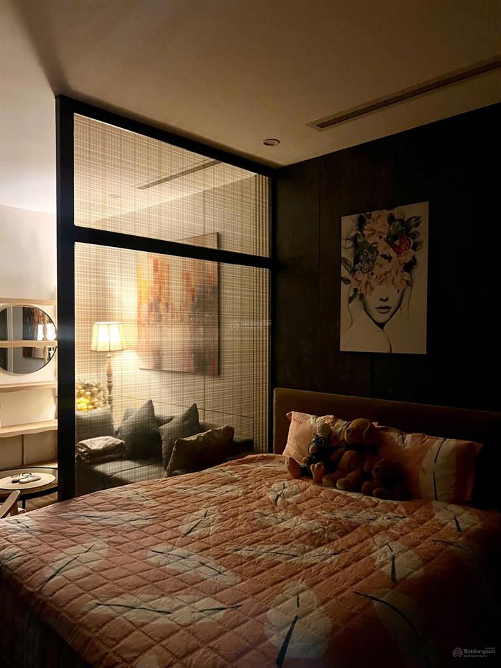 Bán căn hộ studio 38m2 tại vinhomes symphony, tầng cao view công viên lớn, giá thỏa thuận