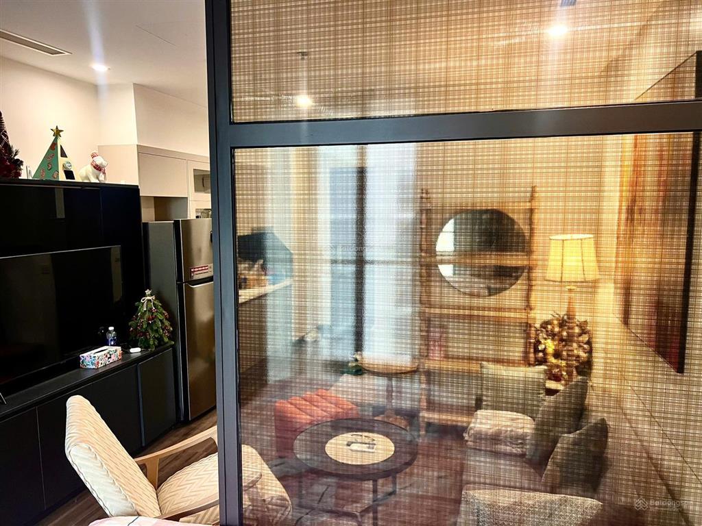 Bán căn hộ studio 38m2 tại vinhomes symphony, tầng cao view công viên lớn, giá thỏa thuận