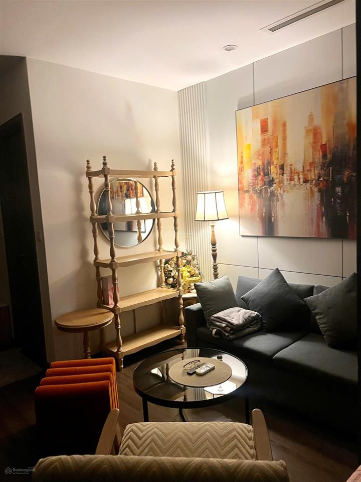 Bán căn hộ studio 38m2 tại vinhomes symphony, tầng cao view công viên lớn, giá thỏa thuận