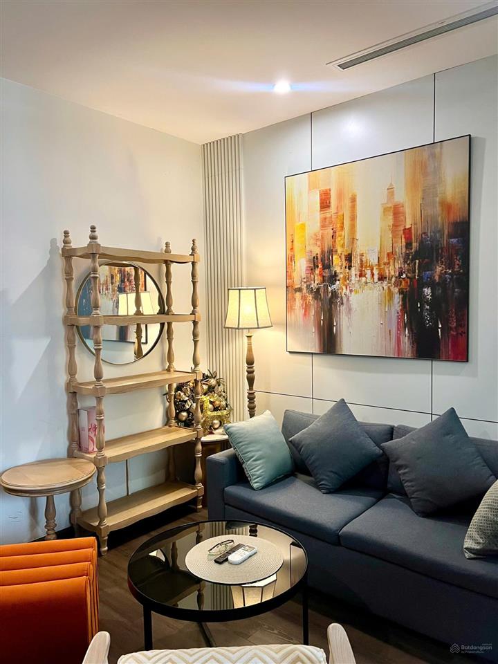 Bán căn hộ studio 38m2 tại vinhomes symphony, tầng cao view công viên lớn, giá thỏa thuận