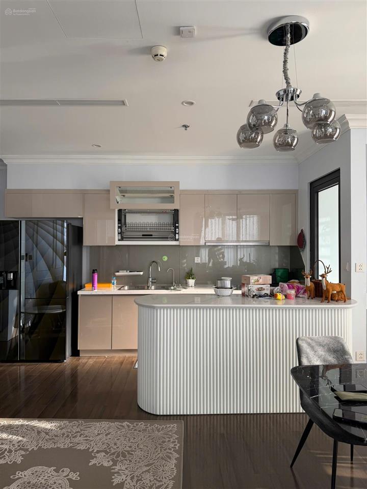 Cho thuê căn hộ tầng cao góc 97m2 vinhomes symphony riverside, 2pn2wc view công viên khủng long