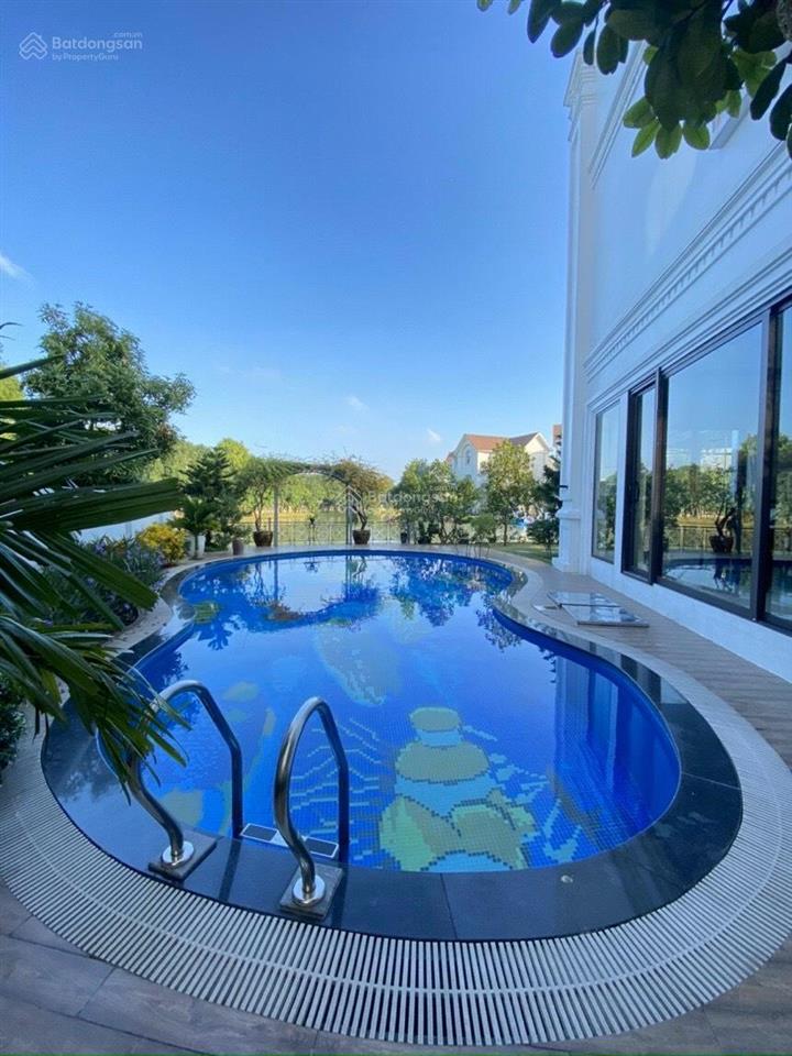 Bán biệt thự vip 380m2 vinhomes riverside công viên lớn trước nhà vườn sau view sông ngã ba to rộng
