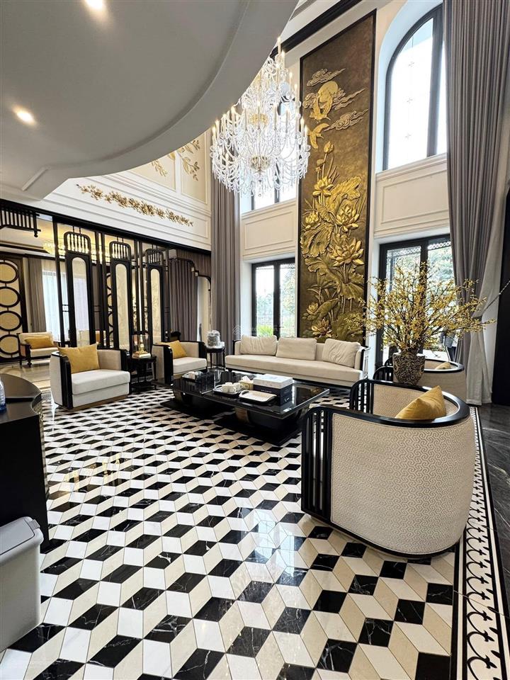 Cho thuê biệt thự đơn lập siêu vip bằng lăng 600m2 vinhomes riverside, ngã ba sông rộng đẹp