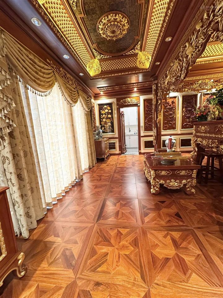Cho thuê biệt thự đơn lập siêu vip bằng lăng 600m2 vinhomes riverside, ngã ba sông rộng đẹp