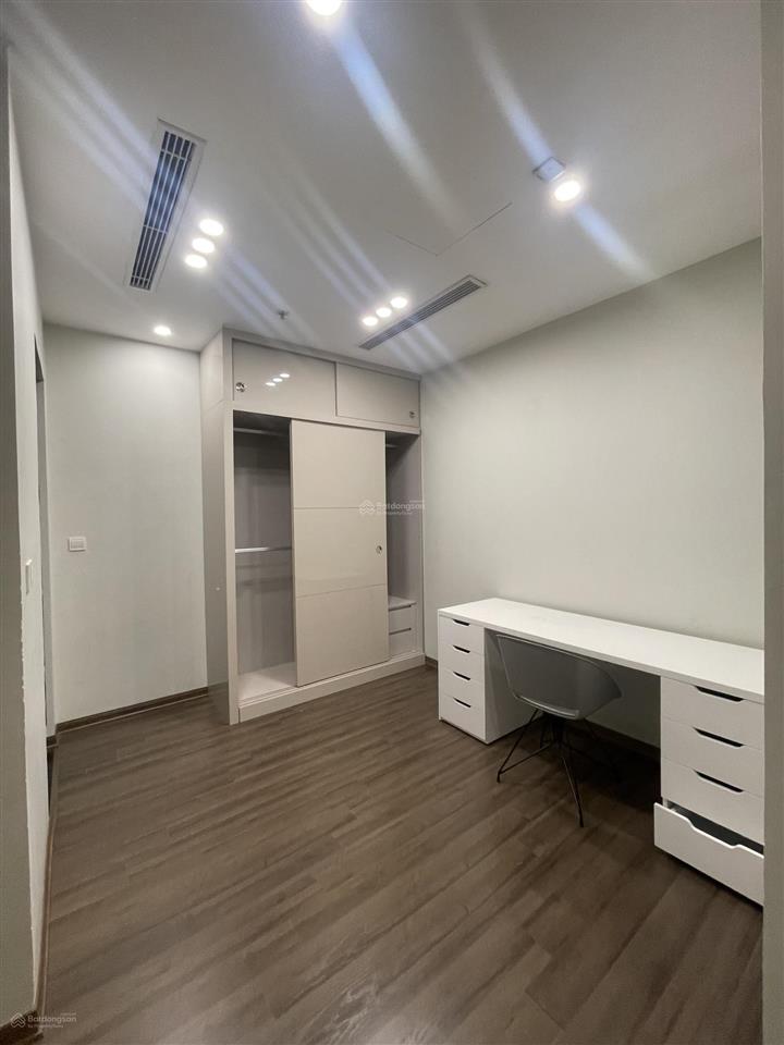 Bán căn hộ ghép thông 125m2 tòa vip s1 vinhomes symphony, 3pn 2wc, đông nam, view công viên, hồ bơi