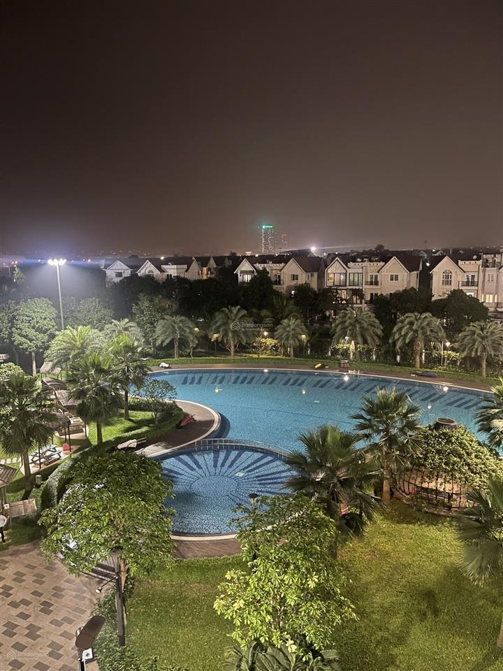 Bán căn hộ ghép thông 125m2 tòa vip s1 vinhomes symphony, 3pn 2wc, đông nam, view công viên, hồ bơi