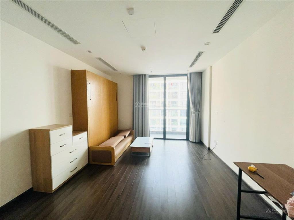 Bán căn hộ studio 38m2 vinhomes symphony, full nội thất, tầng cao, ban công đn view hồ bơi