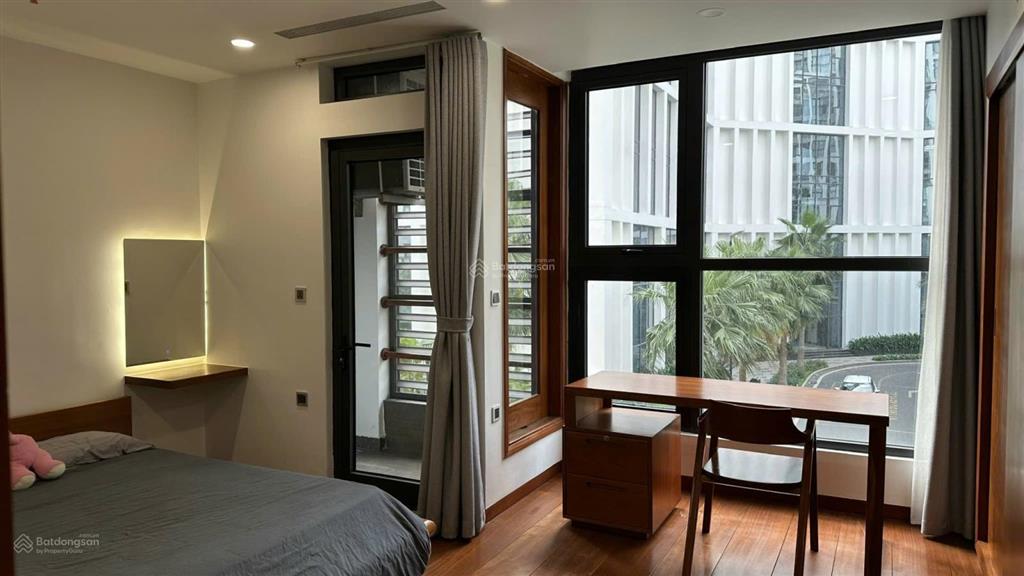 Cho thuê cc vinhomes symphony, căn góc 115m2, 3pn, 2wc view công viên tòa vip s3