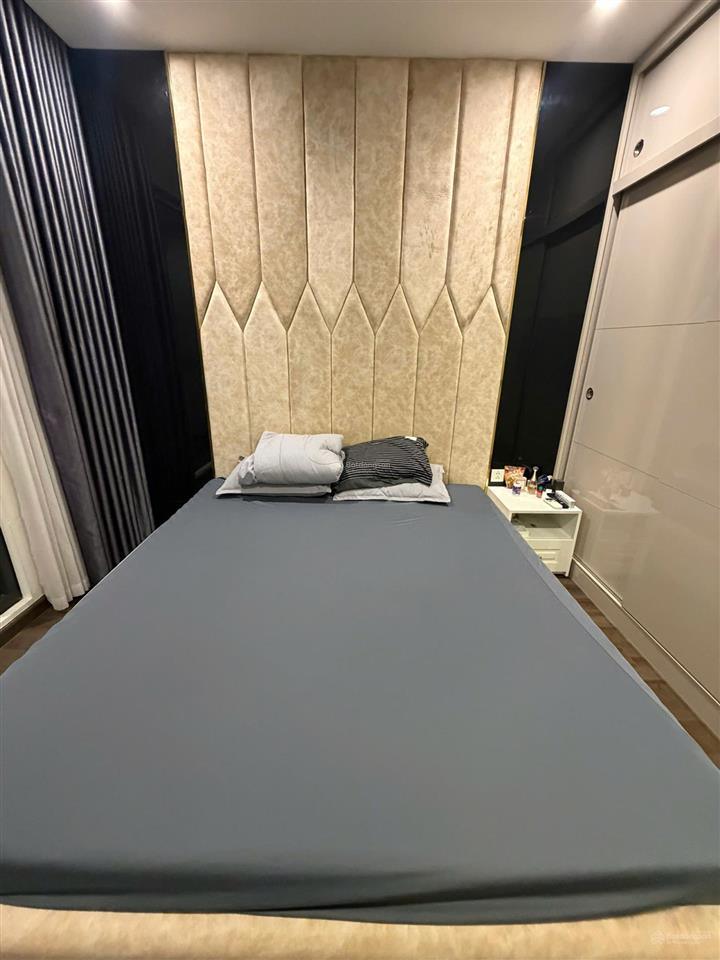 7.x min sở hữu ngay cc vinhomes symphony , dt 70m2, 2pn2wc, full nội thất, view vườn hoa lớn