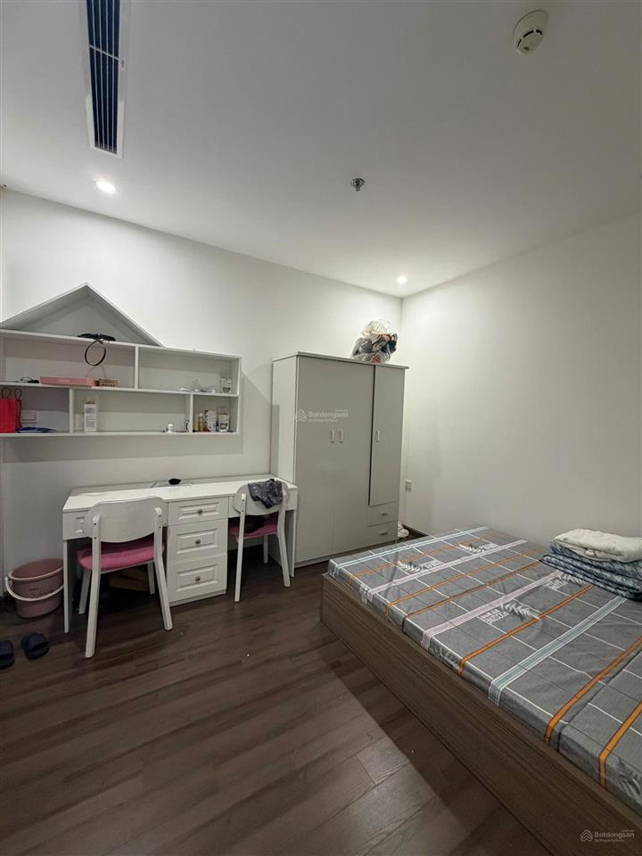 7.x min sở hữu ngay cc vinhomes symphony , dt 70m2, 2pn2wc, full nội thất, view vườn hoa lớn