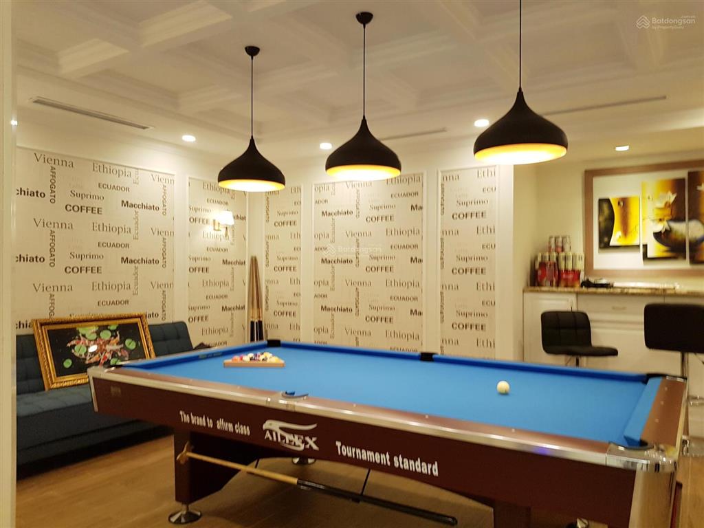 Bán biệt thự đơn lập hoa sữa 315m2 vinhomes riverside, vườn hoa trước, view sông nội khu