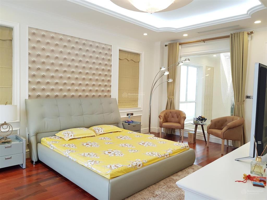 Bán biệt thự đơn lập hoa sữa 315m2 vinhomes riverside, vườn hoa trước, view sông nội khu