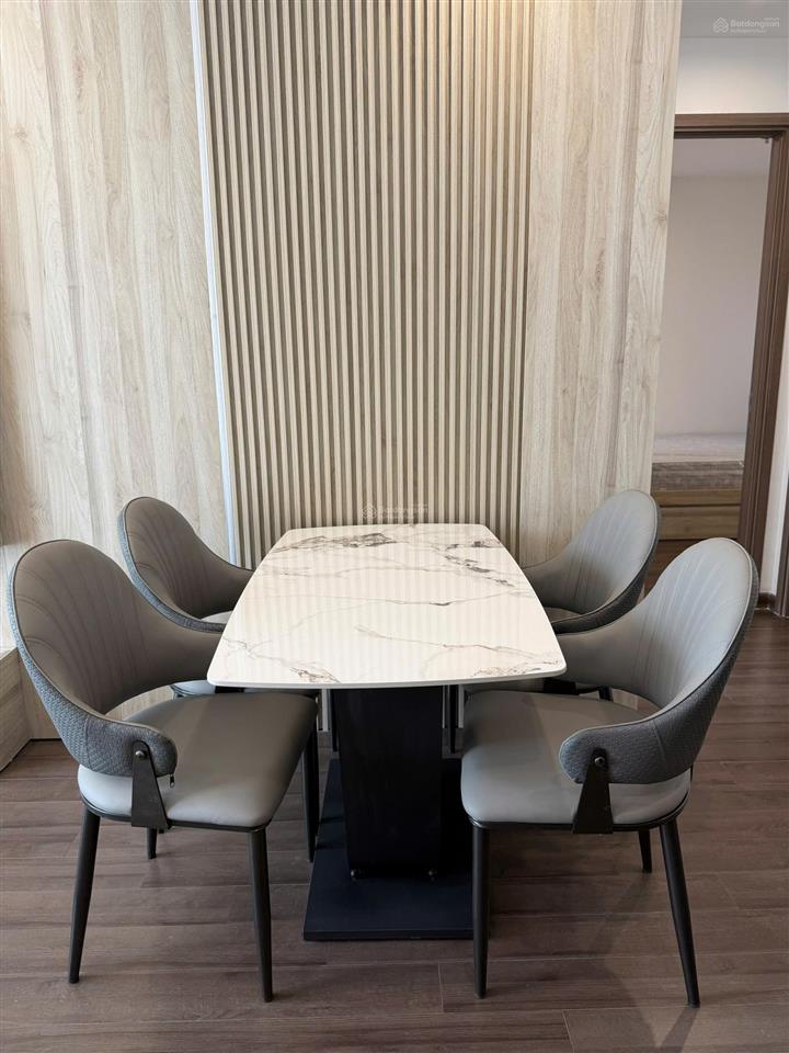 Cho thuê cc siêu vip 2pn2wc tại vinhomes symphony, 68m², giá thỏa thuận, view đẹp