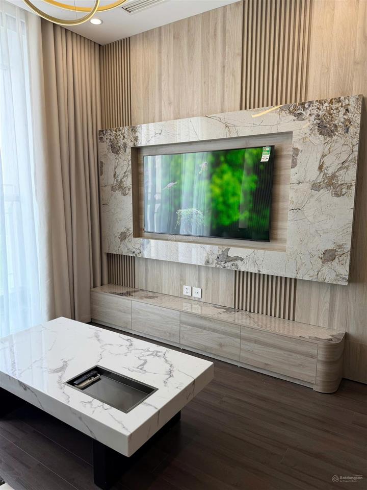 Cho thuê cc siêu vip 2pn2wc tại vinhomes symphony, 68m², giá thỏa thuận, view đẹp