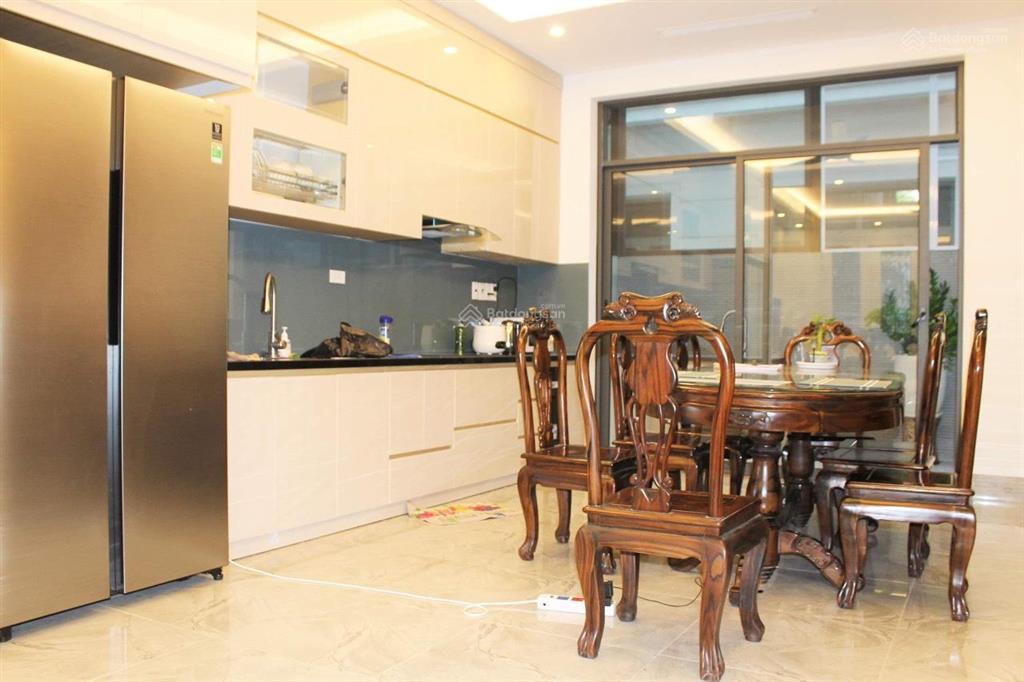 Bán biệt thự liền kề 90m2 có thang máy, khu hồ điều hòa 12ha vinhomes the harmony, đã hoàn thiện