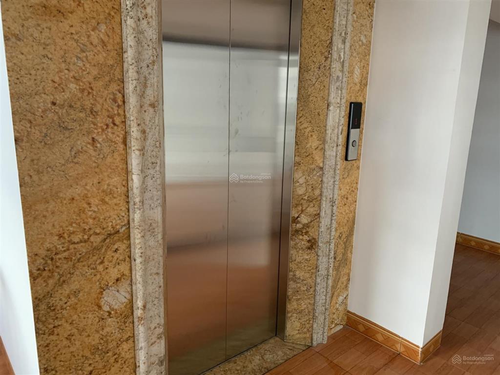 Bán biệt thự liền kề 90m2 có thang máy, khu hồ điều hòa 12ha vinhomes the harmony, đã hoàn thiện