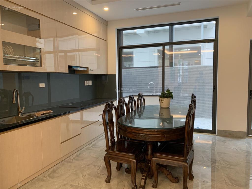 Bán biệt thự liền kề 90m2 có thang máy, khu hồ điều hòa 12ha vinhomes the harmony, đã hoàn thiện