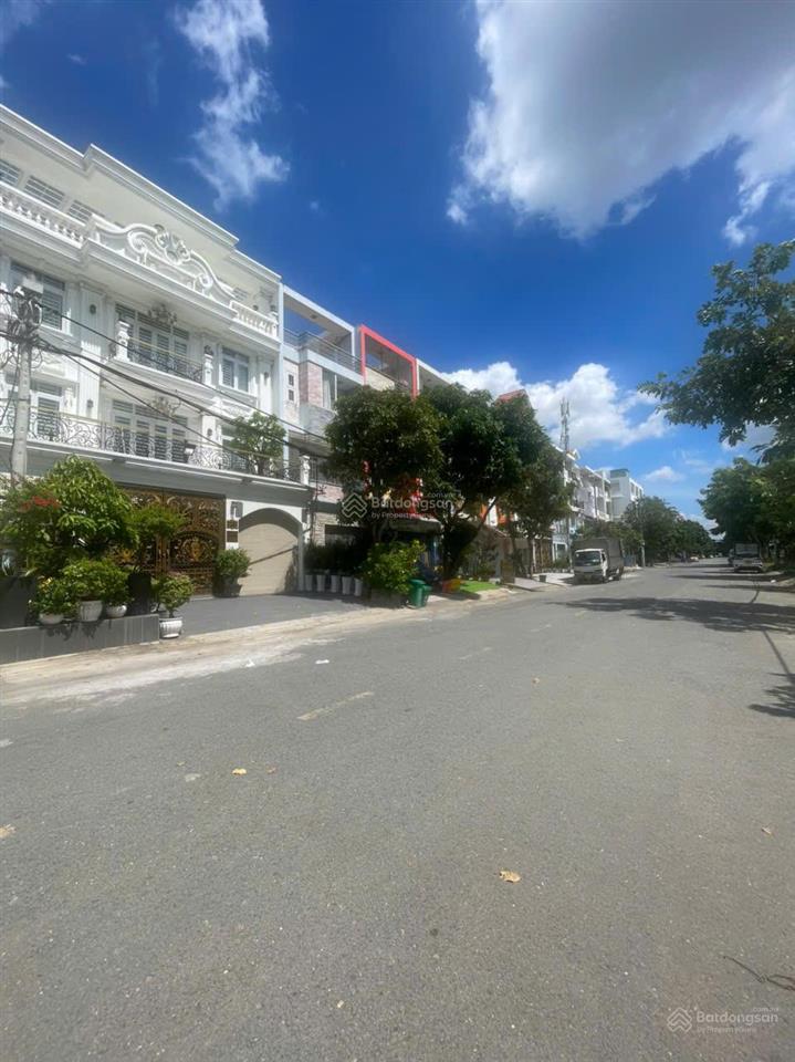Bán đất hẻm 1768 tỉnh lộ 10, dt 4x15, shr, giá 3 tỷ 0 tram 50tr,  0931 502 ***
