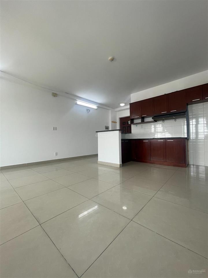 Chính chủ bán căn hộ tân mai, căn góc, 67,5m2, 2pn, shr, full nt, giá 2 tỷ 050 triệu.  0931 502 ***