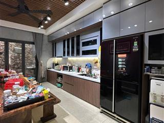 Bán gấp siêu phẩm nhà phố hương lộ 2 , dt 4x20 , nội thất cao cấp , 5pn , 5wc , giá 8 tỷ .