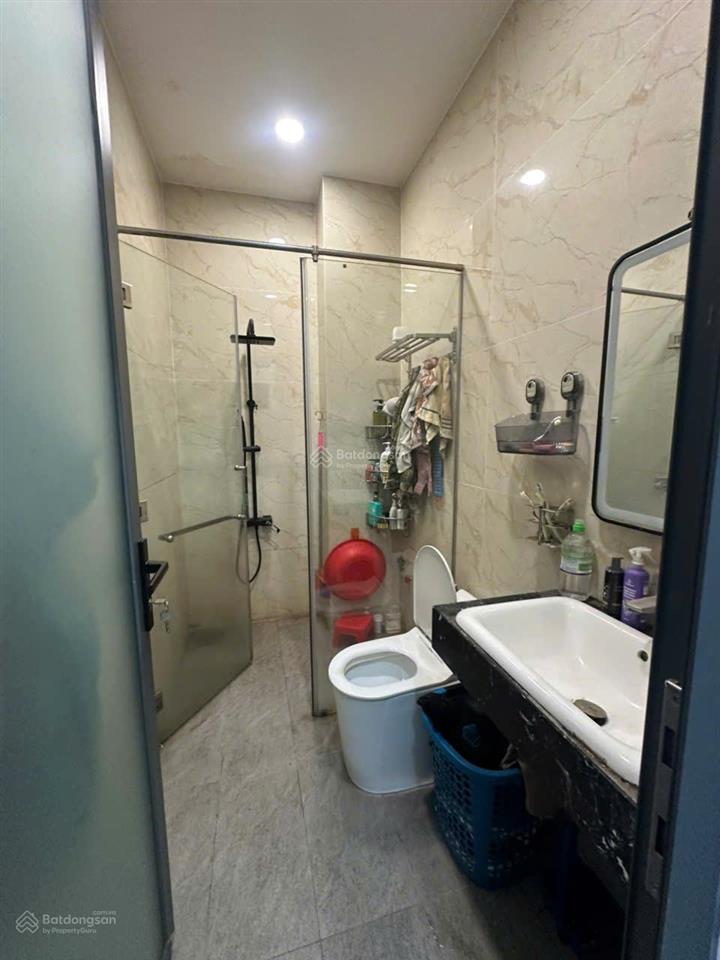 Bán gấp siêu phẩm nhà phố hương lộ 2 , dt 4x20 , nội thất cao cấp , 5pn , 5wc , giá 7,8 tỷ .