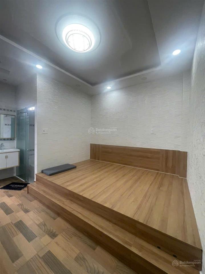 Bán gấp nhà phố an dương vương, dt 4x14m, 5pn, 5wc, shr, 7 tỷ / căn.  0931 502 ***